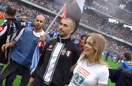 赫内斯：巴萨的债务超过13亿欧元，但在西甲却相安无事