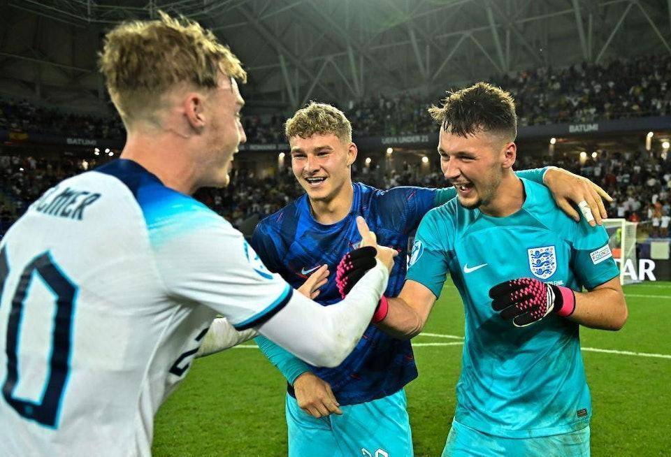 顿涅茨克矿工纪录片：这是一段在动乱背景下独属矿工的故事