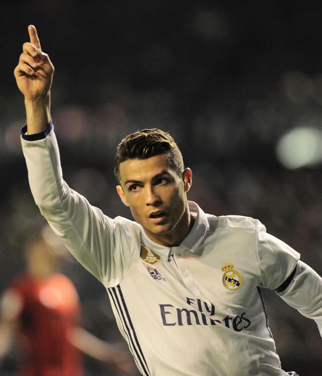 库普梅纳斯：我们想拿意杯冠军，但接下来要专注踢那不勒斯（库普梅纳斯：意杯夺冠是目标，但当下全力备战那不勒斯）