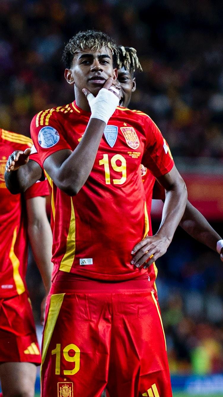 友谊赛半场：马斯图里破门，埃斯特旺扳平，巴西1-1突尼斯（友谊赛半场战报：马斯图里先拔头筹，埃斯特旺扳平，巴西暂1-1突尼斯）