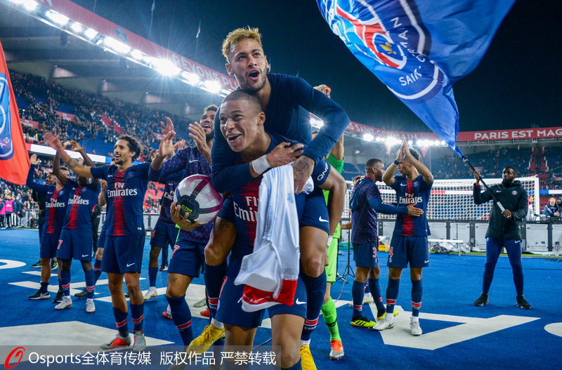 苏格兰vs丹麦世界杯直通资格五度易手，蒂尔尼补时绝杀救主（苏格兰对丹麦，世界杯直通席位五度易主，蒂尔尼补时绝杀救主）