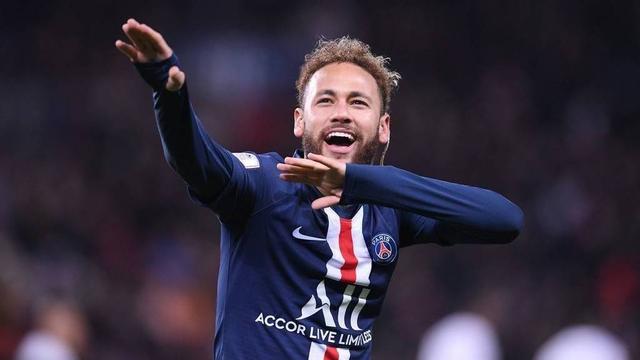 真蓝白，雷克瑟姆发布致敬巴塔哥尼亚威尔士移民的二客球衣（雷克瑟姆推出蓝白配色第二客场球衣：致敬巴塔哥尼亚威尔士移民）