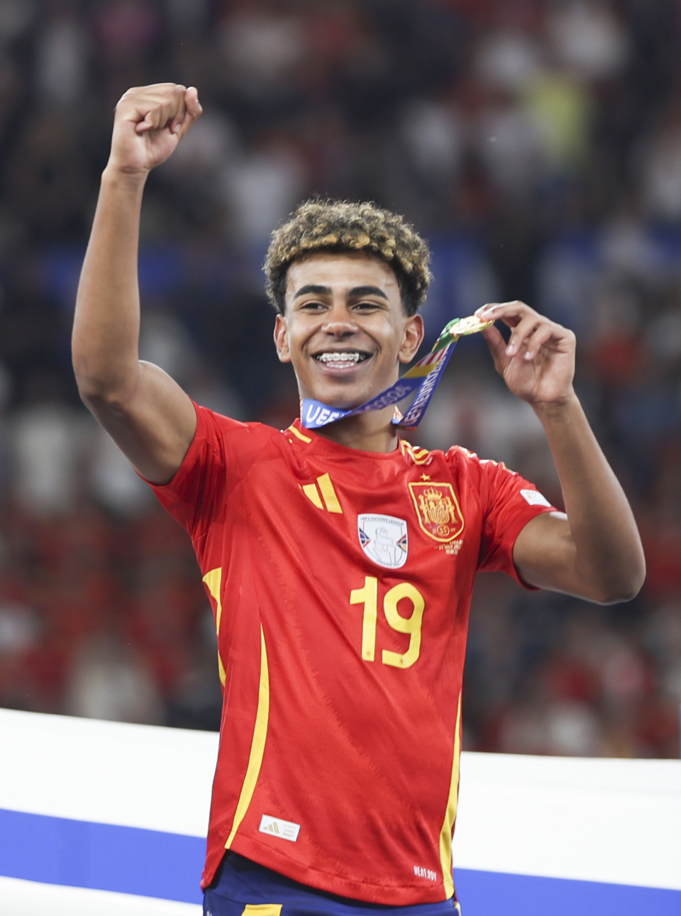 罗马诺：曼联19岁中场穆尔豪斯将租借加盟莱顿东方