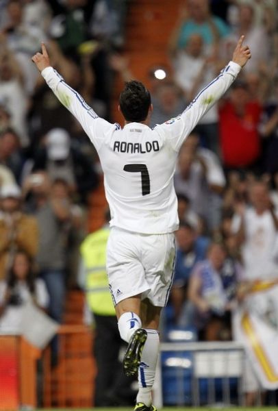 球队赢得太硬气了