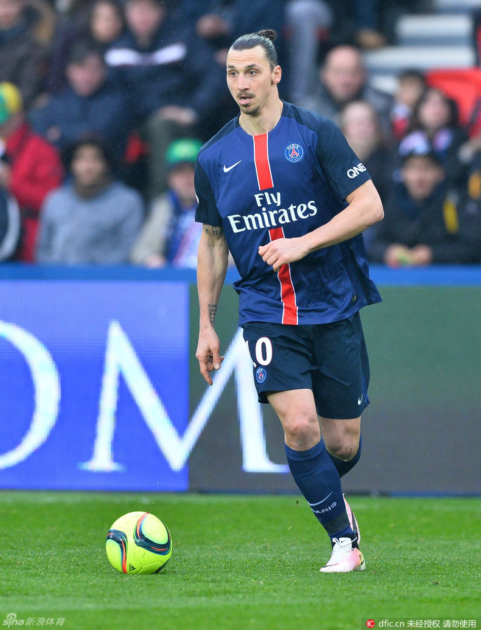 FIFPRO年度最佳11人：登贝莱、姆巴佩、亚马尔领衔，贝林厄姆入围（FIFPRO年度最佳11人候选公布：姆巴佩、登贝莱、亚马尔领衔，贝林厄姆在列）