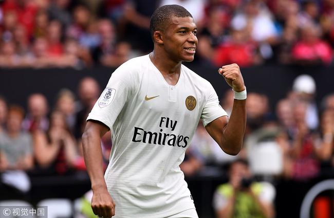 埃弗顿后卫禁区疑似手球，裁判未吹点球正确吗？（埃弗顿后卫禁区疑似手球，裁判未判点球是否合理？）