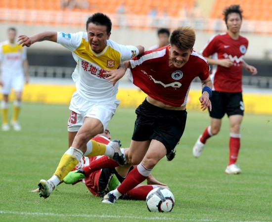 町田泽维亚3-1神户胜利船夺冠，藤尾翔太双响，相马勇纪破门（町田泽维亚3-1力克神户胜利船夺冠，藤尾翔太梅开二度，相马勇纪建功）