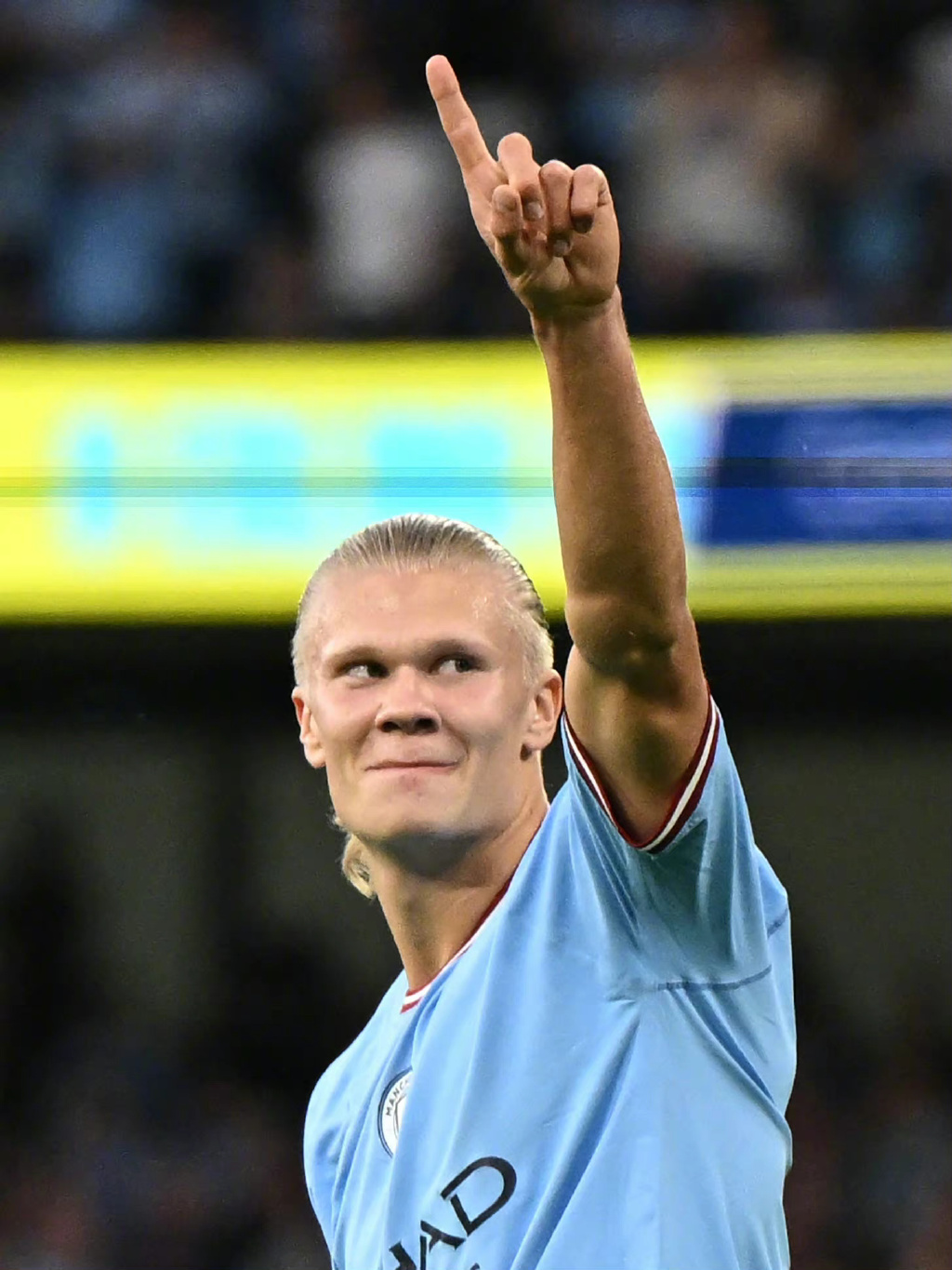 天空体育：谢什科膝盖受伤，或将错过斯洛文尼亚的世预赛（天空体育：谢什科膝伤，恐缺席斯洛文尼亚世预赛）