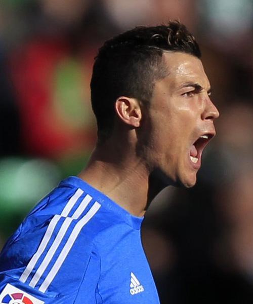 海兰江滑雪场新雪季暨州总工会职工滑雪技能培训启动